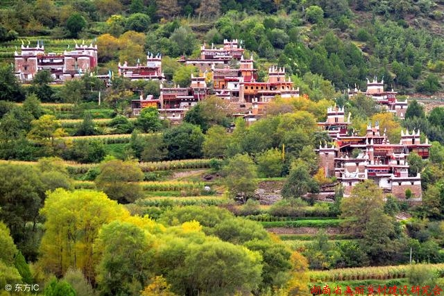 四川西部丹巴藏寨：美丽村落
